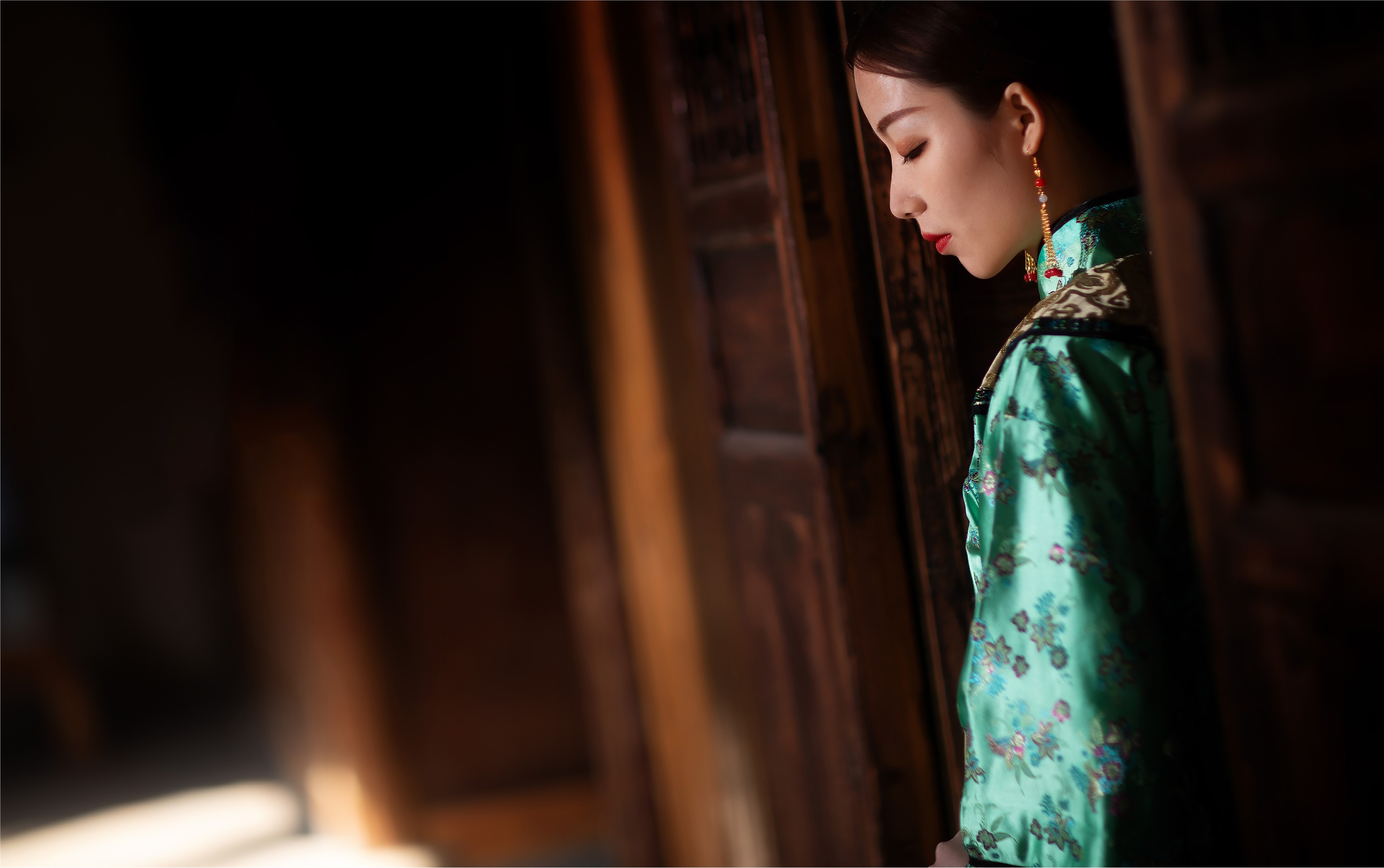 YITUYU艺图语 2021.08.14 往事如烟 小文